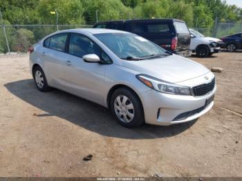  Salvage Kia Forte