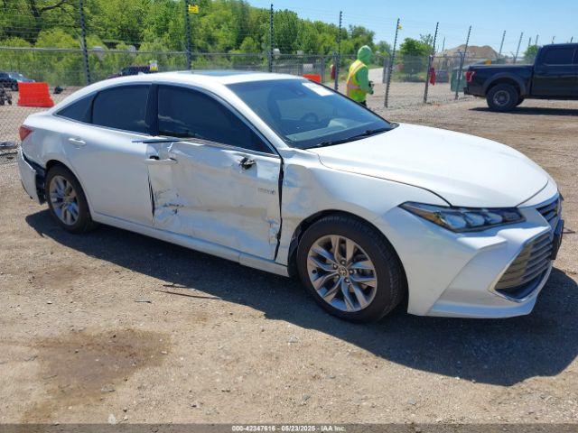 Salvage Toyota Avalon
