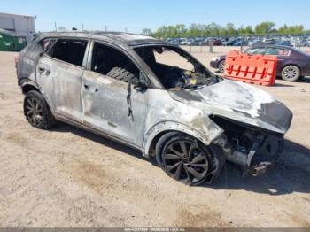  Salvage Hyundai TUCSON