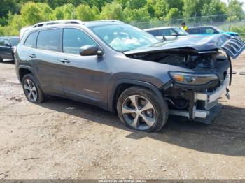  Salvage Jeep Cherokee