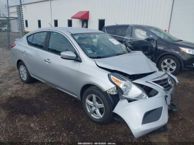  Salvage Nissan Versa