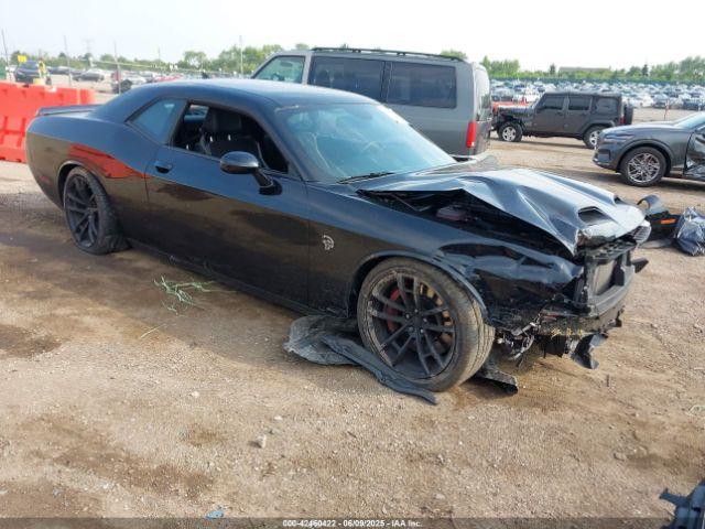  Salvage Dodge Challenger