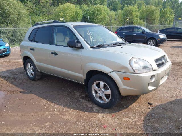  Salvage Hyundai TUCSON