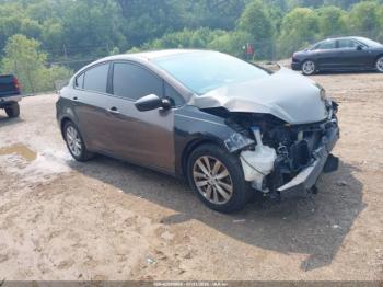  Salvage Kia Forte