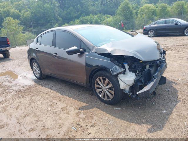  Salvage Kia Forte