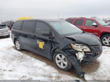  Salvage Toyota Sienna
