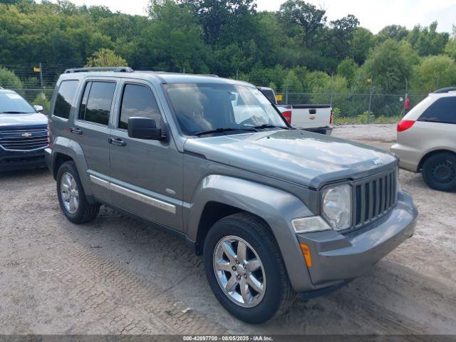  Salvage Jeep Liberty