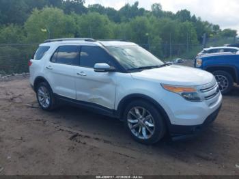  Salvage Ford Explorer