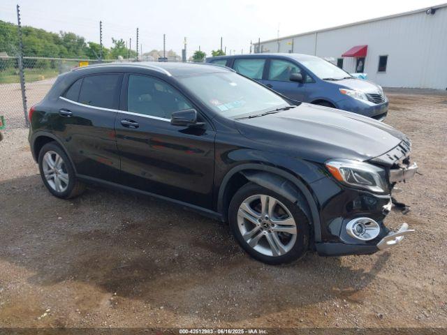  Salvage Mercedes-Benz GLA