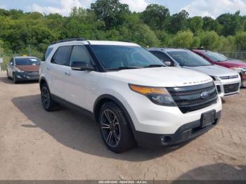  Salvage Ford Explorer