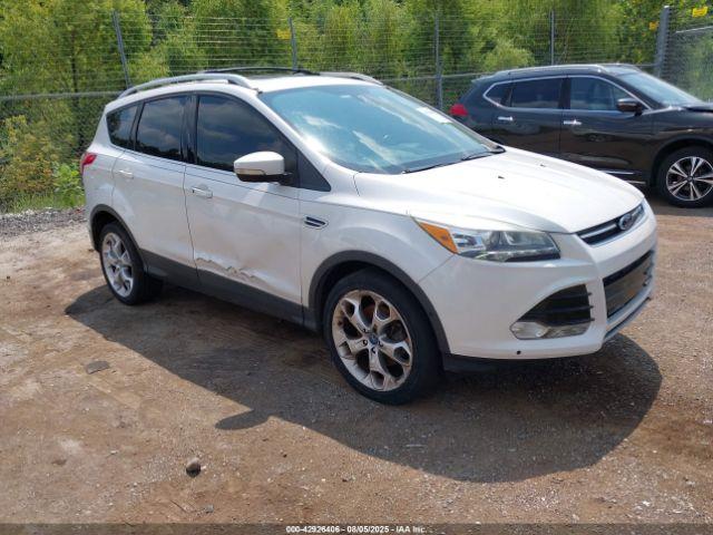  Salvage Ford Escape