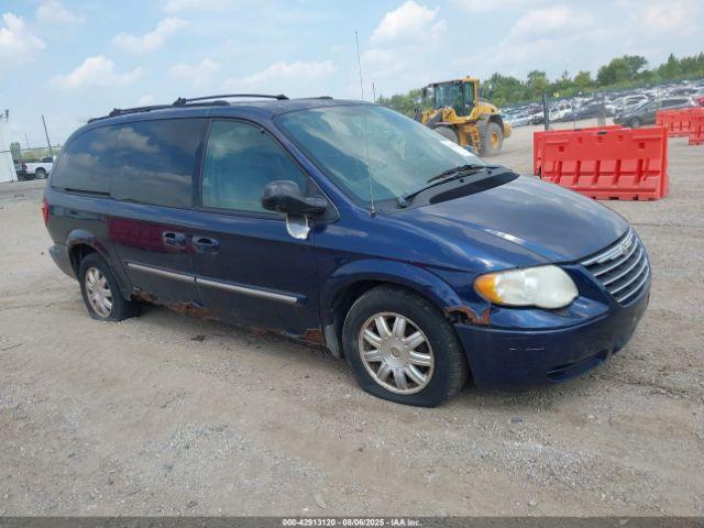  Salvage Chrysler Town & Country