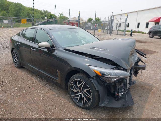  Salvage Kia Stinger