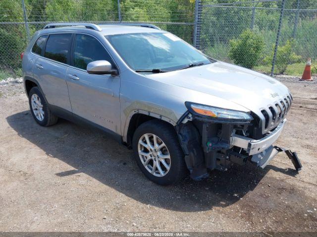  Salvage Jeep Cherokee