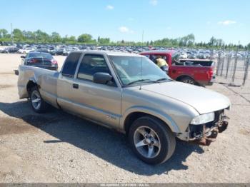  Salvage Chevrolet S-10