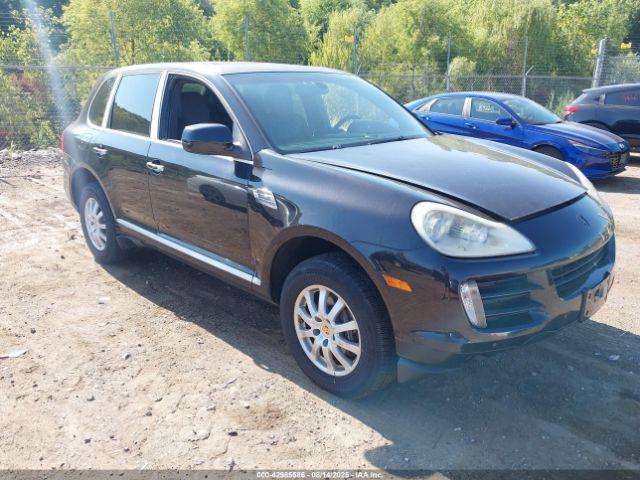  Salvage Porsche Cayenne