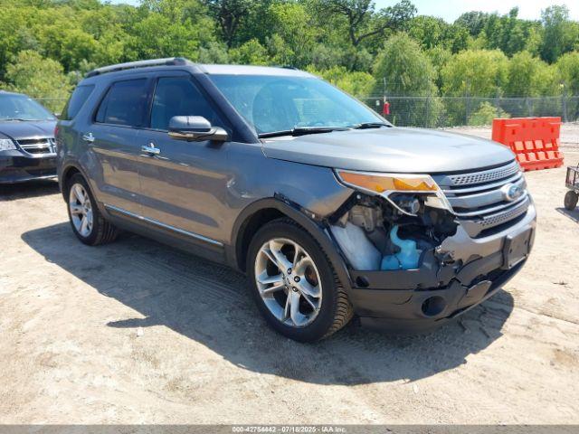  Salvage Ford Explorer