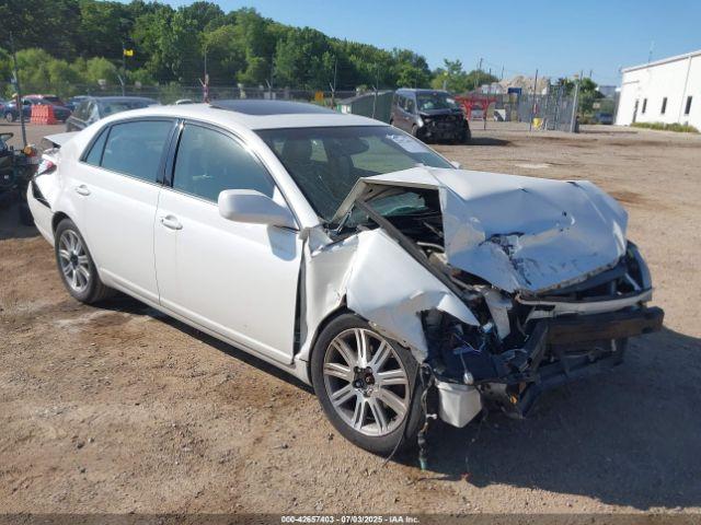  Salvage Toyota Avalon