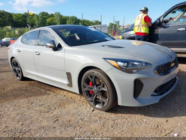  Salvage Kia Stinger
