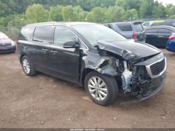  Salvage Kia Sedona