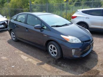  Salvage Toyota Prius