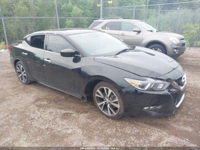  Salvage Nissan Maxima