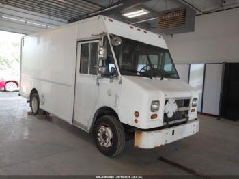  Salvage Freightliner Chassis