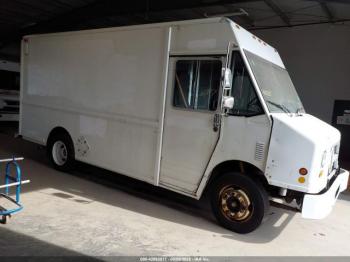  Salvage Freightliner Chassis