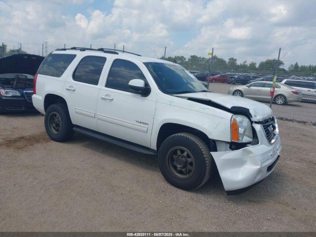  Salvage GMC Yukon