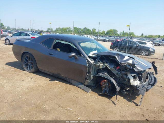  Salvage Dodge Challenger