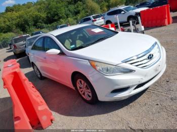  Salvage Hyundai SONATA