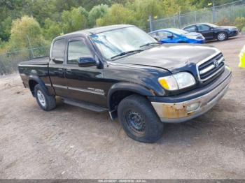  Salvage Toyota Tundra