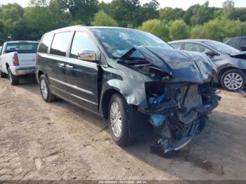  Salvage Chrysler Town & Country