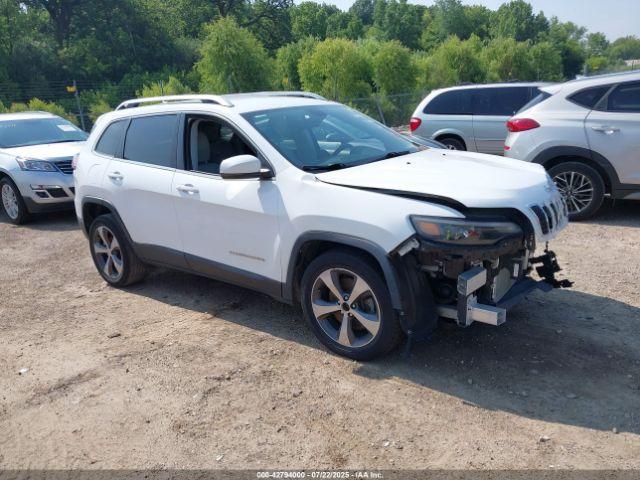  Salvage Jeep Cherokee