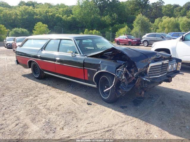  Salvage Ford LTD