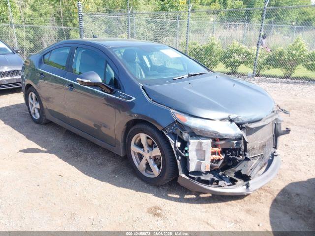  Salvage Chevrolet Volt