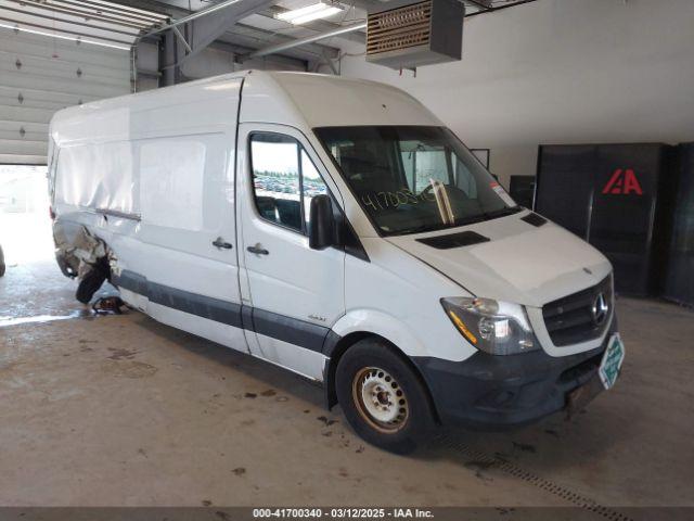  Salvage Mercedes-Benz Sprinter 2500
