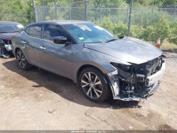  Salvage Nissan Maxima