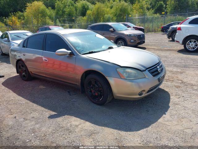  Salvage Nissan Altima