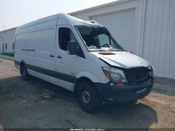  Salvage Mercedes-Benz Sprinter 2500