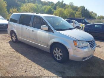  Salvage Chrysler Town & Country