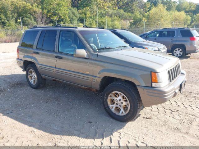  Salvage Jeep Grand Cherokee