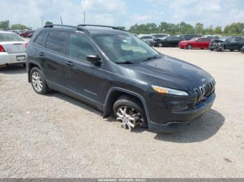  Salvage Jeep Cherokee