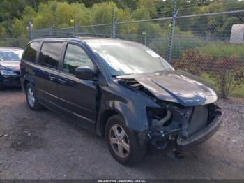  Salvage Dodge Grand Caravan