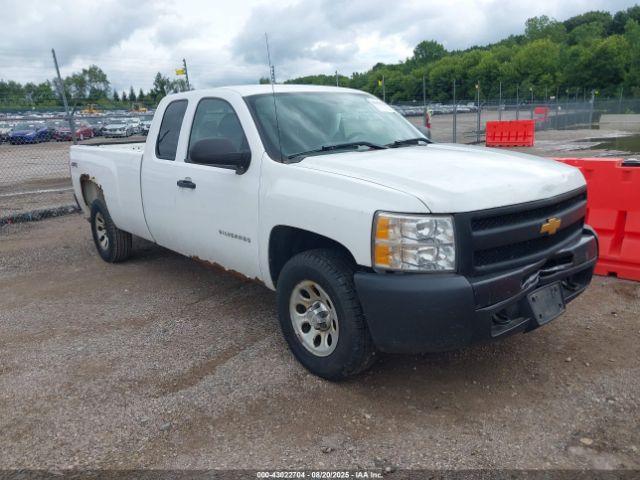  Salvage Chevrolet Silverado 1500