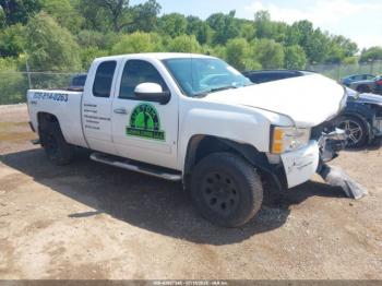  Salvage Chevrolet Silverado 1500