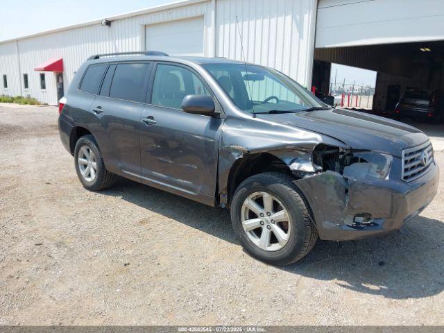  Salvage Toyota Highlander