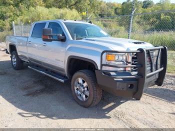  Salvage General Motors Sierra 3500HD