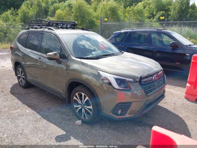  Salvage Subaru Forester