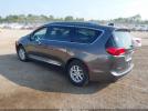 Chrysler Pacifica Touring L Image 2